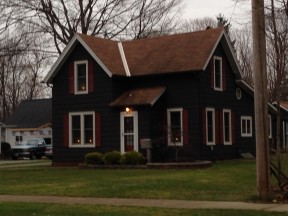 Photo by Margaret Mendel toasting brown house